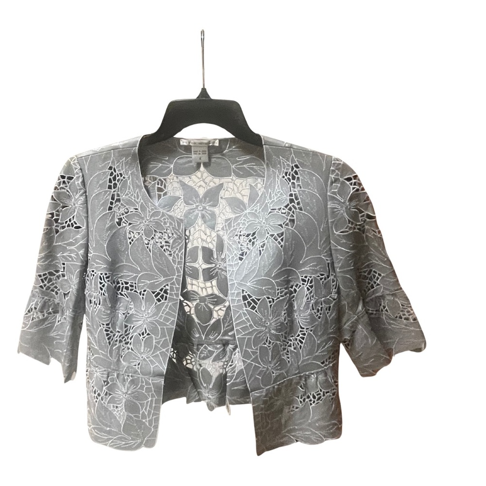Grey Genuine Leather Floral Cutout Jacket – 3/4 Sleeve size-6